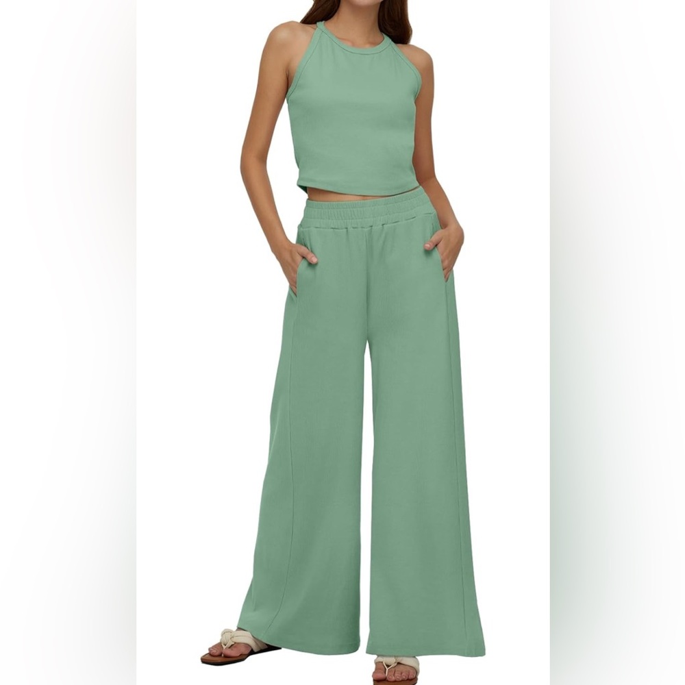 Women's Green Wide-Leg Pants & Sleeveless Halter Top, Ribbed